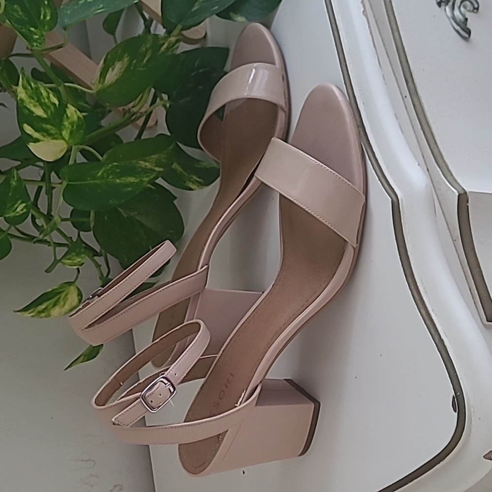 12M Heels